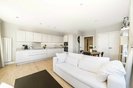 Properties for sale in Ballards Lane - N3 1LP view5