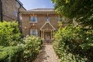 Properties for sale in Carleton Road - N7 0ET view1