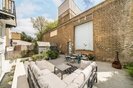 Properties for sale in Clapham Common South Side - SW4 9DA view9