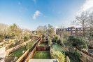 Properties for sale in Colney Hatch Lane - N10 1EA view9