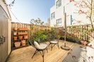 Properties for sale in Ecclesbourne Road - N1 3DG view1