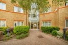 Properties for sale in Etchingham Park Road - N3 2DW view2
