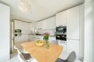 Properties for sale in Fitzalan Road - N3 3PD view4