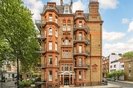 Properties for sale in Gloucester Road - SW7 4QF view1