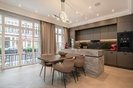 Properties for sale in Gloucester Square - W2 2TJ view3