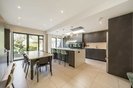Properties for sale in Hendon Lane - N3 3PS view8