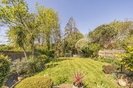 Properties for sale in Hendon Lane - N3 3PS view11