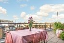 Properties for sale in High Holborn - WC1V 6DR view2