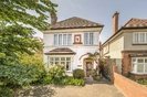 Properties for sale in High Street - TW12 2SX view1
