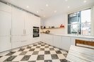 Properties for sale in Highgate West Hill - N6 6AS view4