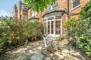 Properties for sale in Leaside Avenue - N10 3BU view16
