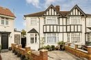Properties for sale in Lucy Crescent - W3 0NH view1