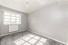 Properties for sale in Oaklands Estate - SW4 8NQ view5