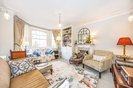 Properties for sale in Queen's Club Gardens - W14 9TW view2
