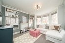 Properties for sale in Queen's Club Gardens - W14 9RJ view2