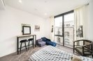 Properties to let in Brent Way - TW8 8GR view5