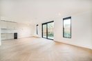 Properties to let in Bryanston Close - UB2 4JR view2