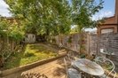 Properties to let in Chambers Gardens - N2 9AL view3