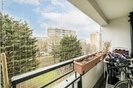 Properties let in Churchill Gardens - SW1V 3BY view5