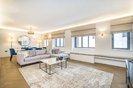 Properties to let in Curzon Square - W1J 7FY view2