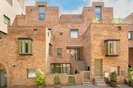 Properties to let in Edgewood Mews - N3 3EZ view9