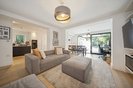 Properties to let in Finchley Road - NW11 7NP view2