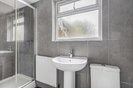 Properties let in Frobisher Road - N8 0QT view13