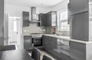 Properties let in Frobisher Road - N8 0QT view4