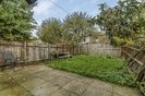 Properties let in Frobisher Road - N8 0QT view7