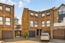 Properties let in Goodhart Place - E14 8EQ view1