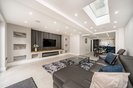 Properties to let in Grayling Road - N16 0BT view8