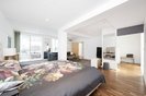 Properties to let in Great West Road - TW8 0HE view4