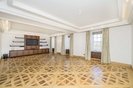 Properties to let in Grosvenor Square - W1K 2HS view11