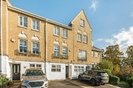 Properties to let in Halton Close - N11 3HQ view13