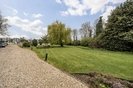 Properties to let in Hampton Court Road - KT8 9BD view9