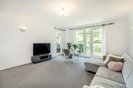 Properties to let in Hendon Lane - N3 3SH view1