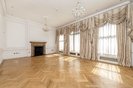 Properties to let in Hill Street - W1J 5NW view2