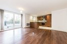 Properties to let in Holland Gardens - TW8 0BE view2