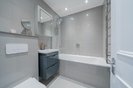Properties to let in Holland Park Gardens - W14 8DZ view6