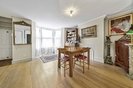 Properties let in Holly Park Road - N11 3HD view4