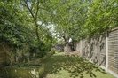 Properties let in Holly Park Road - N11 3HD view8