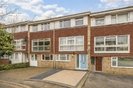 Properties let in Lanark Close - W5 1SN view1