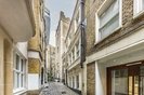 Properties to let in Lovat Lane - EC3R 8EB view9