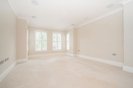 Properties to let in Martineau Drive - TW1 1PZ view4