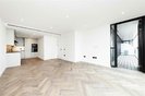 Properties let in Merino Gardens - E1W 2DG view2