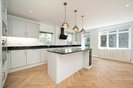 Properties let in Mount Avenue - W5 1PN view2