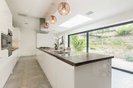 Properties let in Oxford Road South - W4 3DH view3