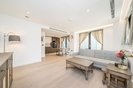 Properties let in Paragon Square - WC1X 0BY view2