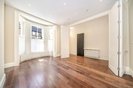 Properties to let in Powis Gardens - W11 1JG view2