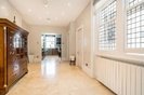 Properties to let in Queen's Gate - SW7 5HE view3